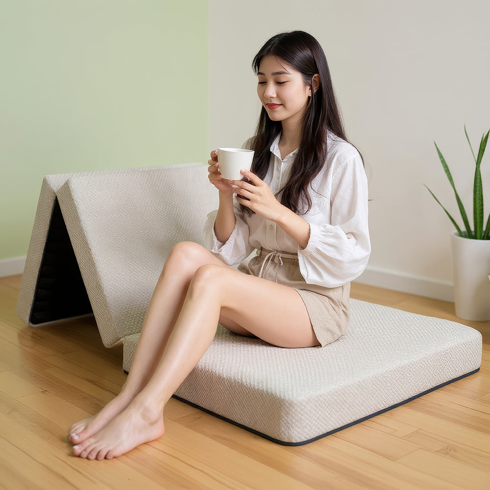 Diatomaceous earth tri-fold thin mattress